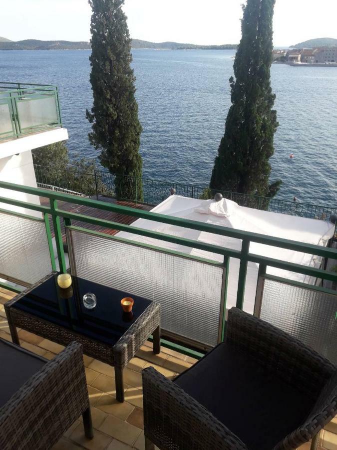 Apartment Dalmatino *