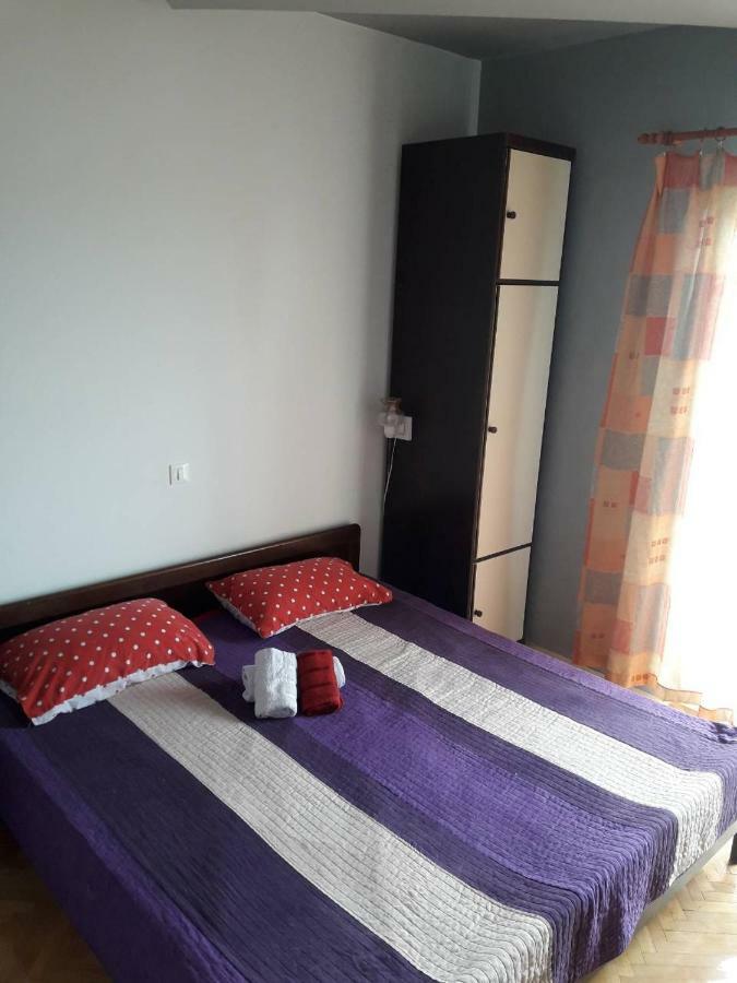 Dalmatino Brodarica (Sibenik-Knin)